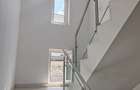 Vila Premium Tip Duplex | Prima Inchiriere Renovata Complet | Demisol cu Garaj 60mp & Curte | Tuna