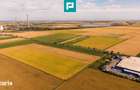 Teren intravilan 31.862 mp Zona strategica Metro - 5