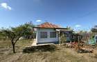 Casă bătrânească 133 mp + teren 3377 mp, Erbiceni