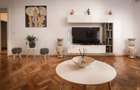 Apartament la casa cu 4 camere, 2 bai, zona Centrala - 2