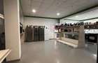 De inchiriat spatiu comercial in Roman, teren generos, Pret: 6\mp - 6
