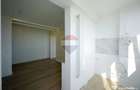 De vanzare apartament cu 3 camere, complet renovat, bulevardul Dacia - Oradea (Bihor)