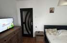 Apartament cu 3 camere decomandat în Cornișa - 4