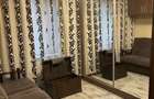 De inchiriat apartament 3 camere