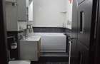 Inchiriez apartament 3 camere, micro 11