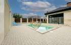 Vila cu piscina, Valu lui Traian , 4 camere, garaj, parcare, centrala - 15