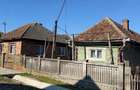 Casă cu 3 camere cu Teren 1400 Mp în Mânău