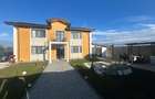 Casă cu 6 camere cu Teren 500 Mp în Săbăreni
