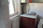 Vand apartament in Medias, cu 3 camere, etajul 4 - 8