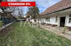 Casa cu gradina 3 camere anexe gospodaresti 5702 mp teren in Gura Vaii - 5
