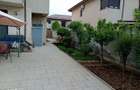 Casa cu 4 camere, curte ?i aer condi?ionat - 10