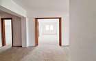 Apartament 3 camere decomandate, 92 mp – Zona Central | Etaj 1 - 7