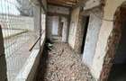 De vanzare casa in Roman cu 4 camere,suprafata teren 515mp, 85.000euro - 3