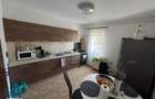 Inchiriez apartament 3 CAMERE - 3