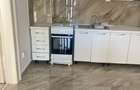 Casă cu 2 camere cu Teren 300 Mp în Central - 2
