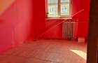 Apartament cu 3 camere semidecomandat în Central - 5