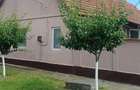 Vand casa la Recas 4 camere 2 bai 2 curti mari garaj mare - 3