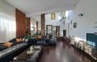 Vila cu piscina - Buftea - 8 camere - 4 bai - 620mp - 2500mp teren