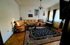 Parter de vila interbelica, 4 camere, 111 mp + subsol 54 mp, curte, parcare Ultracentral Ploiesti - 1