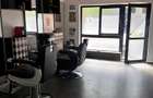 Vand frizerie si salon de tatuaje - 1