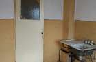 Vând apartament  cu două camere , strada Armatei - 8