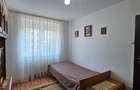 Inchiriez apartament de 2 camere,decomandate situat in zona Cedonia,la etajul 3 - 9
