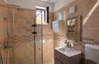 Apartament de închiriat – Zona Faleză | Etaj | Mobilat și utilat | Termen lung - 8