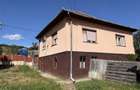 Vand casa cu 3 camere - 2