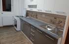 Apartament cu 2 Camere Zona centrala . Langa Scoala 10