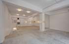 Spatiu comercial | 340 mp | Lift marfa | Curent electric trifazic