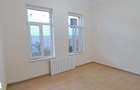 TINERETULUI (metrou) - DIMITRIE CANTEMIR, casa 2 camere, curte proprie - 1