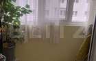 Apartament cu 2 camere, decomandat de vanzare Zona UM - 5