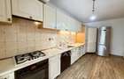 Jumatate de Duplex, 5 camere, 4 bai, PetFriendly, curte, ... - 14