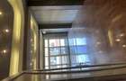 Vand spatiu comercial ?i casa de locuit - 6