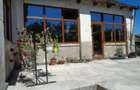 Casa solida, 2 locuri de casa 5132 mp, fs 42 ml, anexe , livada - 6