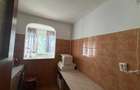 inchiriez apartament 2 camere, Giulesti, decomandat