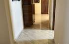 Inchiriez apartament cu doua vamere zona Steaua !