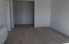 Apartament doua camere, intabulat, langa statia de autobuz, Visoianu - 2