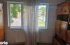 De vanzare apartament 2 camere decomandat etaj 1 - 3