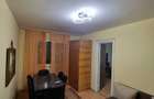 Chirie apartament 2 camere etaj 1 zona Micro 15 - 5