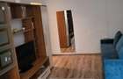 Zona Circumvala?iunii, apartament 2 camere, etaj 2, chirie 400 euro, negociabil - 2