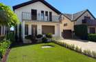 Vila noua cu 4 camere - Westfield Arad - 1