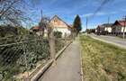Ofer spre vanzare casa in Lazuri Situata la Str. Principala