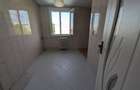 Vand apartament cu 4 camere