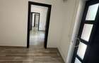 Casă individuală pentru birouri , 4 camere ,4 locuri de parcare - 12