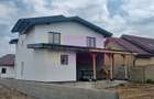 Săbăreni, casă p+1E+m, 5 camere, 3 bai, terasă acoperită, CT - 4