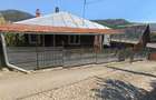 Casa de vanzare in centrul comunei Siriu, judetul Buzau - 1