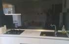 Proprietar inchiriez apartament cu 3 camere zona 1 mai - 4