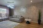 Proprietar inchiriez apartament cu 2 camere , decomandat , Bloc nou Cosmopolit ,central - 9