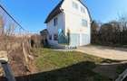Două case în curte comună, 6 camere + 385 teren - zona semicentrală - 16
